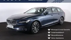 Blauw Gebruikt 2022 Volvo V90 Core Stationwagen | € 42.900 (Goede deal)