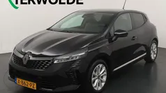 Gebruikt 2024 Renault Clio V Evolution Hatchback | € 21.840 (Eerlijke prijs)