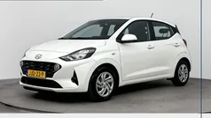 Wit Gebruikt 2021 Hyundai i10 Comfort Hatchback | € 13.400 (Eerlijke prijs)
