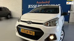 Wit Gebruikt 2015 Hyundai i10 Hatchback | € 5.750 (Eerlijke prijs)