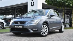 Grijs, metallic lak Gebruikt 2013 Seat Leon Style Hatchback | € 5.450 (Eerlijke prijs)