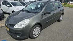 Groen Gebruikt 2009 Renault Clio GrandTour Expression Stationwagen | € 1.950 (Eerlijke prijs)