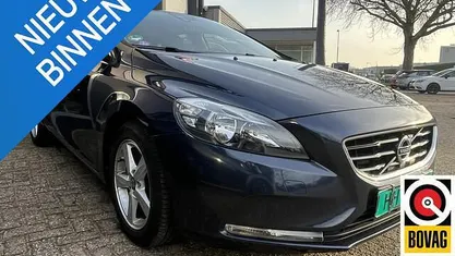 Occasion 2014 Volvo V40 Momentum Hatchback | € 12.950 (Eerlijke prijs)