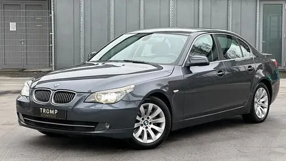 Grijs Occasion 2009 BMW 525 Sedan | € 6.495 (Eerlijke prijs)