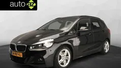 Zwart Gebruikt 2016 BMW 220 M Sport Stationwagen | € 15.900 (Eerlijke prijs)