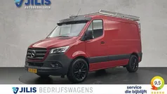 Rood Gebruikt 2021 Mercedes Sprinter Van | € 26.950 (Goede deal)