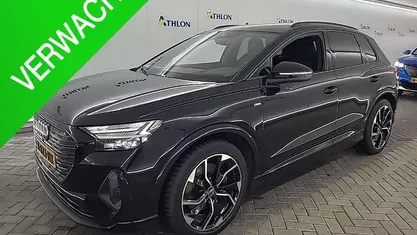 Occasion Audi Q4 e-tron Competition 220 kW (300 PK) 2021 Zwart (metallic) SUV