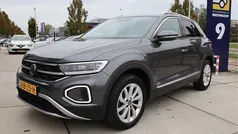 Gebruikt 2023 VW T-Roc Style SUV | € 28.949 (Eerlijke prijs)