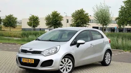 Occasion Kia Rio Comfort 86 PK (63 kW) 2012 Grijs Hatchback