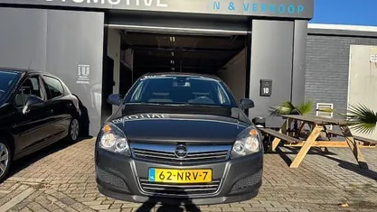 Gebruikt 2010 Opel Astra Edition Stationwagen | € 2.250 (Eerlijke prijs)