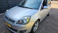 Grijs Gebruikt 2008 Ford Fiesta Futura Hatchback | € 2.450 (Eerlijke prijs)