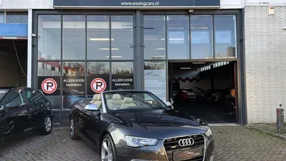 Grijs Gebruikt 2012 Audi A5 Cabriolet Proline Cabriolet | € 13.250 (Eerlijke prijs)