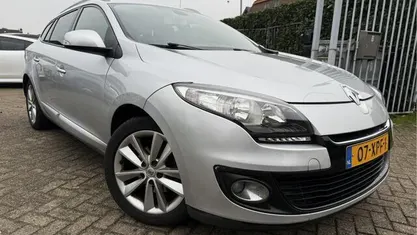 Grijs Occasion 2012 Renault Mégane GrandTour Stationwagen | € 3.500 (Eerlijke prijs)