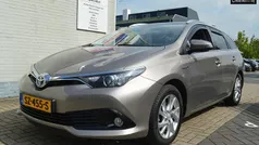 Grijs Gebruikt 2016 Toyota Auris Hybrid Stationwagen | € 16.450 (Eerlijke prijs)