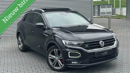 Zwart Gebruikt 2019 VW T-Roc Style SUV | € 18.900 (Goede deal)