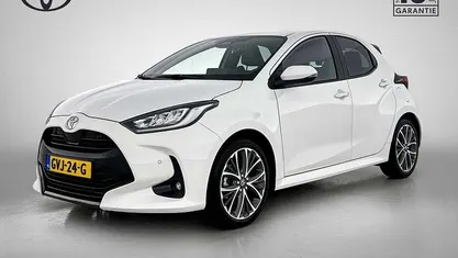 Occasion 2025 Toyota Yaris Hybrid Executive Hatchback | € 28.745 (Eerlijke prijs)