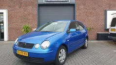 Blauw Gebruikt 2005 VW Polo Hatchback | € 2.350 (Eerlijke prijs)