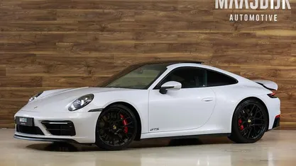 Grijs Gebruikt 2023 Porsche 911 Carrera GTS Chrono Coupé | € 197.740 (Eerlijke prijs)