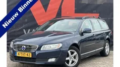 Blauw, metallic lak Gebruikt 2014 Volvo V70 Summum Stationwagen | € 8.948 (Eerlijke prijs)