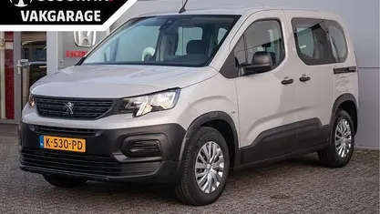 Grijs Gebruikt 2019 Peugeot Rifter Allure MPV | € 15.900 (Eerlijke prijs)