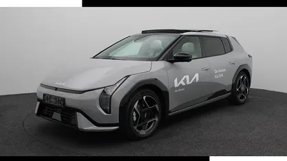 Occasion 2025 Kia EV4 Hatchback | € 49.690 (Eerlijke prijs)
