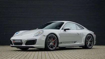 Grijs Gebruikt 2015 Porsche 911 Carrera 4 Coupé | € 91.495 (Eerlijke prijs)