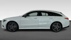Wit Gebruikt 2022 Mercedes CLA250e Shooting Brake AMG line Stationwagen | € 33.990 (Eerlijke prijs)