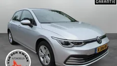Gebruikt 2020 VW Golf VIII Life Hatchback | € 17.750 (Eerlijke prijs)