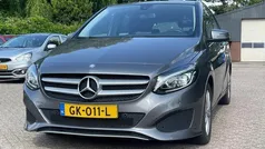 Grijs Gebruikt 2015 Mercedes B180 Ambition MPV | € 9.550 (Eerlijke prijs)