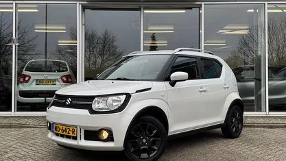 Wit (metallic) Occasion 2017 Suzuki Ignis Hatchback | € 8.450 (Super prijs)