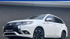 Wit Gebruikt 2015 Mitsubishi Outlander P-HEV Edition SUV | € 11.900 (Eerlijke prijs)