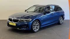 Gebruikt 2022 BMW 320e Sport Line Stationwagen | € 30.890 (Eerlijke prijs)