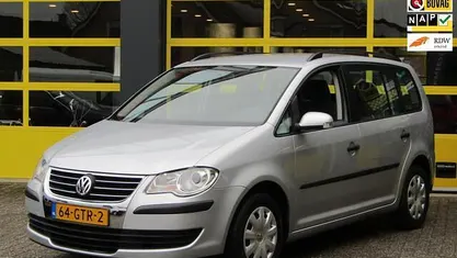 Occasion VW Touran 140 PK (102 kW) 2008 Grijs MPV