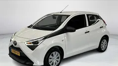 Wit Gebruikt 2021 Toyota Aygo Hatchback | € 11.900 (Eerlijke prijs)