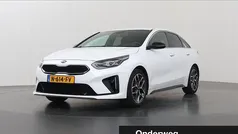 Wit Gebruikt 2021 Kia ProCeed GT-Line Hatchback | € 20.935 (Eerlijke prijs)