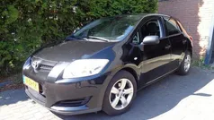 Zwart Gebruikt 2008 Toyota Auris Terra Hatchback | € 3.345 (Eerlijke prijs)