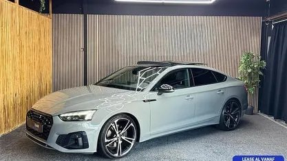 Grijs Gebruikt 2021 Audi A5 Sportback Competition Hatchback | € 29.900 (Eerlijke prijs)