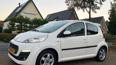Wit Gebruikt 2012 Peugeot 107 Active Hatchback | € 4.690 (Eerlijke prijs)