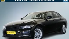Zwart Gebruikt 2022 BMW 320e Sedan | € 32.800 (Super prijs)