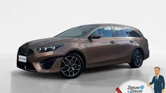Bruin Gebruikt 2023 Kia Ceed Stationwagen | € 25.945 (Eerlijke prijs)