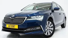 Blauw Gebruikt 2022 Skoda Superb Stationwagen | € 26.840 (Eerlijke prijs)