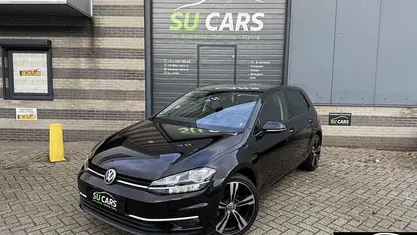 Gebruikt 2017 VW Golf VII Highline Hatchback | € 13.500 (Goede deal)
