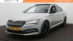 Grijs Gebruikt 2023 Skoda Superb Business Line Hatchback | € 31.900 (Super prijs)