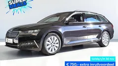 Zwart Gebruikt 2022 Skoda Superb Business Line Stationwagen | € 25.940 (Eerlijke prijs)