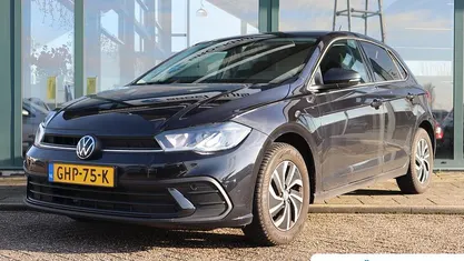 Zwart Occasion 2024 VW Polo Edition Hatchback | € 22.895 (Eerlijke prijs)