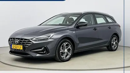 Grijs Occasion 2023 Hyundai i30 Comfort Stationwagen | € 19.400 (Goede deal)