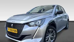 Grijs Gebruikt 2022 Peugeot e-208 Allure Hatchback | € 16.930 (Super prijs)