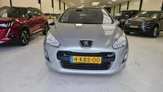 Grijs, metallic lak Gebruikt 2013 Peugeot 308 Allure Stationwagen | € 8.950 (Eerlijke prijs)