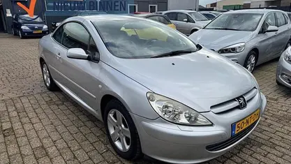 Occasion Peugeot 307 CC 109 PK (80 kW) 2004 Grijs Cabriolet