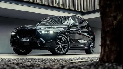 Zwart Gebruikt 2023 BMW X7 M Sport SUV | € 94.950 (Super prijs)